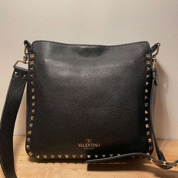 Valentino Garavani Rockstud Small Messenger Bag - Picture 2 of 6